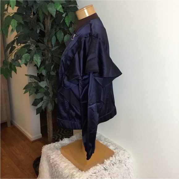 K lab navy angled zip up ruffle shoulder satin look jacket Woman’s XL - Picture 11 of 13